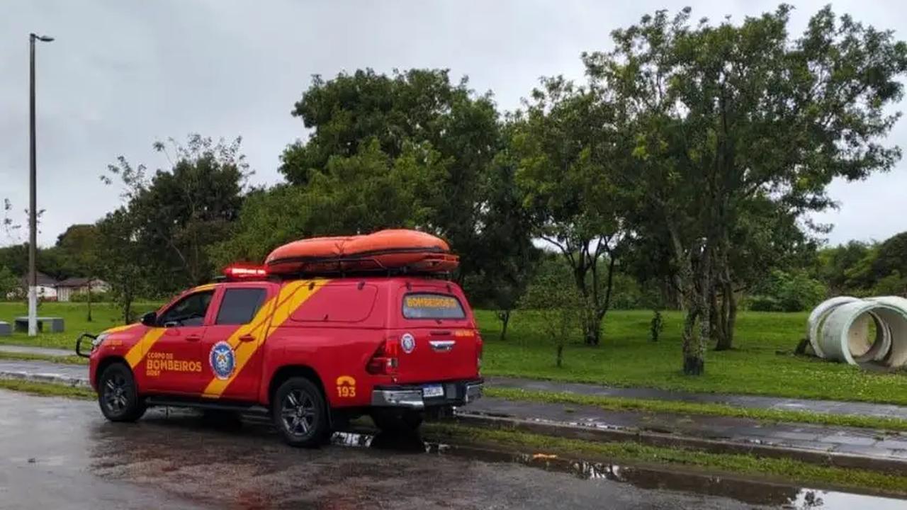 Com frio e desorientada, mulher vestindo apenas calcinha é resgatada pelos Bombeiros