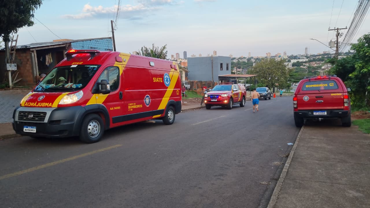 Acidente grave: Grande aparato é mobilizado para atender criança atropelada na Rua Suyas Acidente grave: Grande aparato é mobilizado para atender criança atropelada na Rua Suyas
