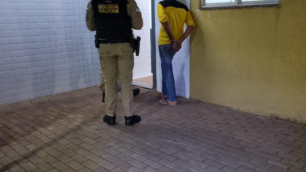 Idoso é preso por violência doméstica contra a cunhada no Bairro Universitário Idoso é preso por violência doméstica contra a cunhada no Bairro Universitário