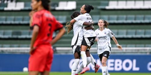 Com técnica brasileira, Colo Colo vai à semi da Libertadores Feminina Imagem referente a Com técnica brasileira, Colo Colo vai à semi da Libertadores Feminina