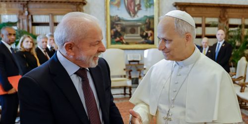 Imagem referente a Lula se reúne com papa Leão XIV, pela primeira vez, no Vaticano