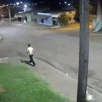 Imagem referente a Veja momento em que Diego Pereira é assassinado a pedradas em Cascavel