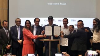 Comunidade do Horto e Jardim Botânico assinam acordo histórico no Rio Comunidade do Horto e Jardim Botânico assinam acordo histórico no Rio