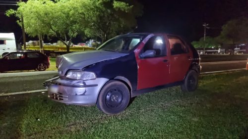 Imagem referente a Quatro carros se envolvem em engavetamento na BR-277 em Cascavel
