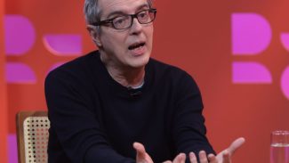 Artista plástico Nuno Ramos é o entrevistado de hoje no DR com Demori Artista plástico Nuno Ramos é o entrevistado de hoje no DR com Demori