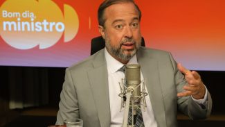 Ministério de Minas e Energia e ONS se reúnem para discutir apagão Ministério de Minas e Energia e ONS se reúnem para discutir apagão