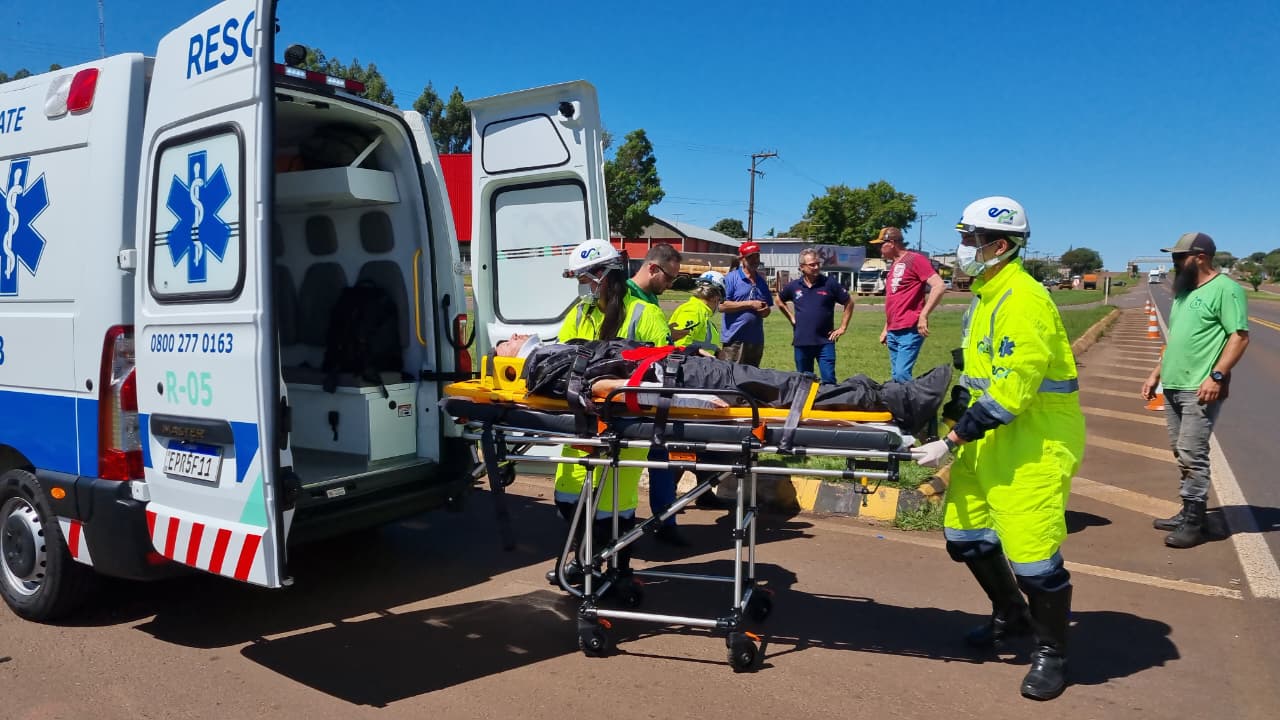 Motociclista fica ferido em colisão na BR-277, em Santa Tereza do Oeste