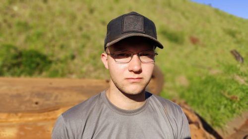 Imagem referente a Motorista conta como ocorreu batida seguida de capotamento na PRc-467, em Cascavel