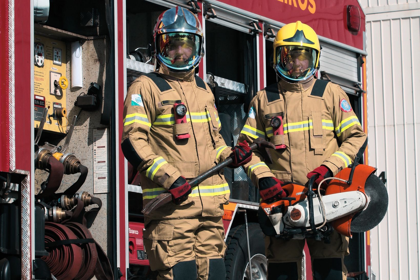 Cascavel Investe R 68 Mil Em Equipamentos Para O Corpo De Bombeiros
