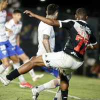 Imagem referente a Rádio Nacional transmite as emoções de Fortaleza e Vasco