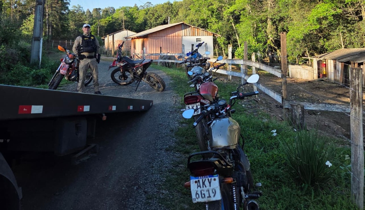 PM invade oficina do crime e encontra motos “fantasmas"