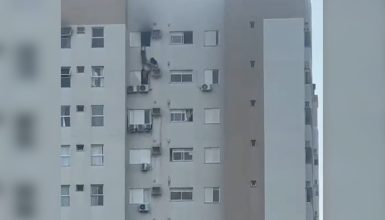 Imagem referente a Vídeo mostra momento que vítimas de incêndio descem pela janela do 13º para o 12º andar de edifício