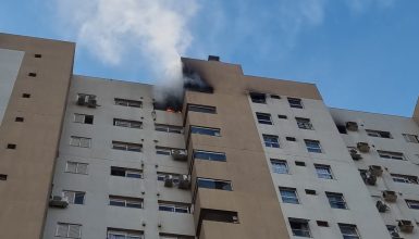 Imagem referente a Corpo de Bombeiros emite nota sobre grave incêndio em apartamento em Cascavel