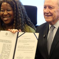 Governo anuncia classificação indicativa para apps e nova faixa etária Imagem referente a Governo anuncia classificação indicativa para apps e nova faixa etária