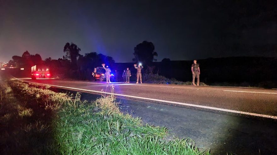 Veículo do Exército apresenta problema mecânico na BR-163, perto do Contorno Oeste