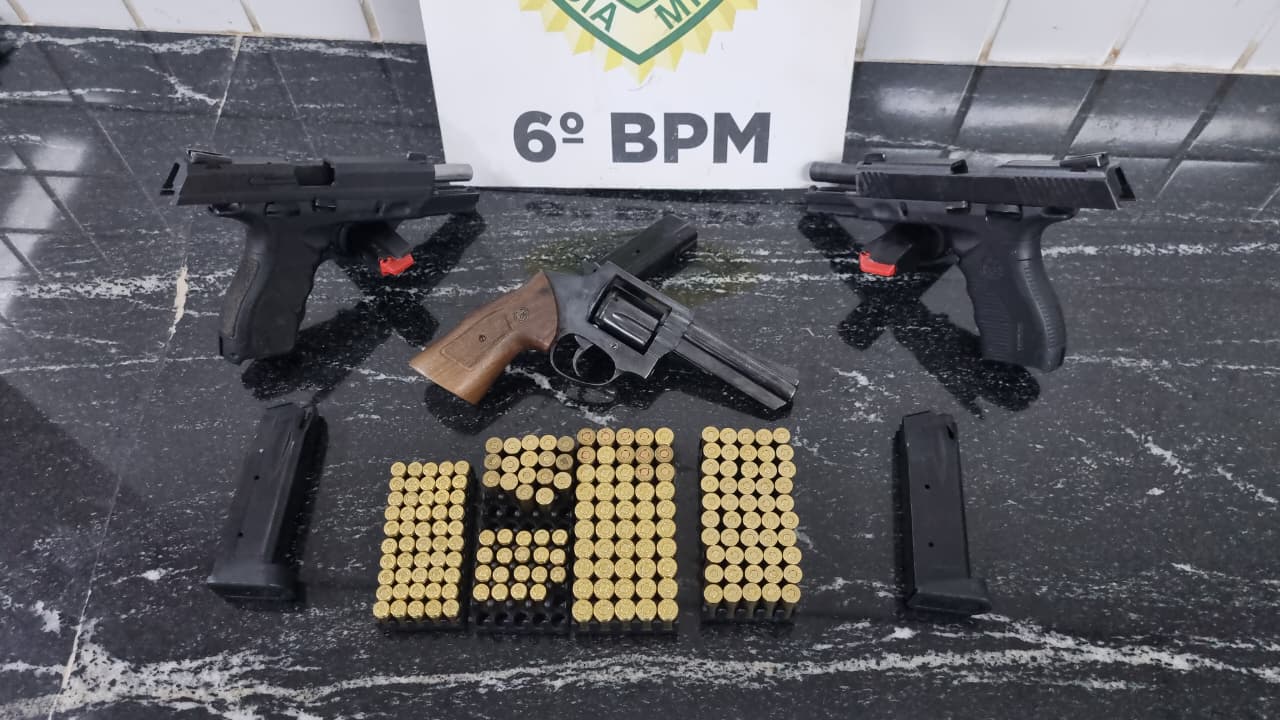 Homem de 39 anos é preso por porte ilegal de arma e violência doméstica em Cascavel Homem de 39 anos é preso por porte ilegal de arma e violência doméstica em Cascavel