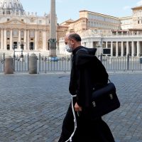 Igreja Católica é lenta para ajudar vítimas de abuso, diz comissão Imagem referente a Igreja Católica é lenta para ajudar vítimas de abuso, diz comissão