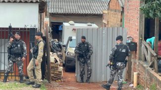 Identificados jovens que morreram em ação da PM no Bairro Periolo Identificados jovens que morreram em ação da PM no Bairro Periolo