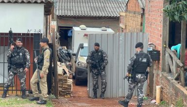 Imagem referente a Identificados jovens que morreram em ação da PM no Bairro Periolo