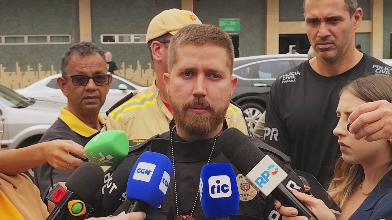 "No momento não há indício de crime", destaca Delegado sobre incêndio que destruiu apartamento no Country "No momento não há indício de crime", destaca Delegado sobre incêndio que destruiu apartamento no Country