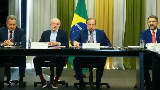 Lula instala conselho para tratar de minerais críticos e terras raras