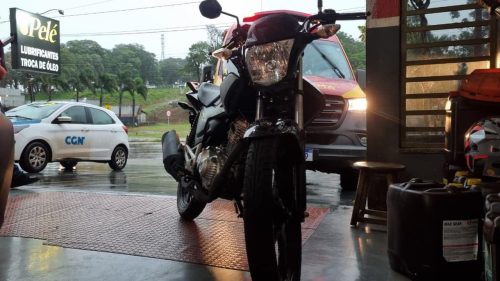 Mais um acidente de trânsito na Avenida Piquiri mobiliza equipe do Siate Imagem referente a Mais um acidente de trânsito na Avenida Piquiri mobiliza equipe do Siate