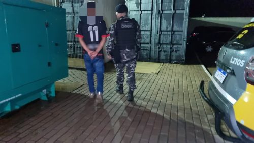 Venezuelano que responde pelos crimes de tráfico de drogas e homicídio é preso no Julieta Bueno Imagem referente a Venezuelano que responde pelos crimes de tráfico de drogas e homicídio é preso no Julieta Bueno