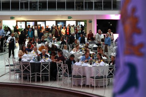 Executivo deve gastar mais de R$ 100 mil em almoço festivo dos pioneiros de Cascavel Imagem referente a Executivo deve gastar mais de R$ 100 mil em almoço festivo dos pioneiros de Cascavel