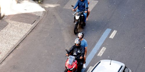 Imagem referente a Número de trabalhadores por aplicativo cresce 25% e chega a 1,7 milhão