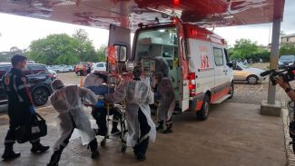 SAMU transfere advogada Juliane dos Reis para Ala de Queimados em Londrina SAMU transfere advogada Juliane dos Reis para Ala de Queimados em Londrina