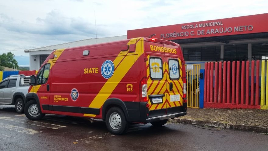 Criança com suspeita de fratura no braço é socorrida pelo Siate