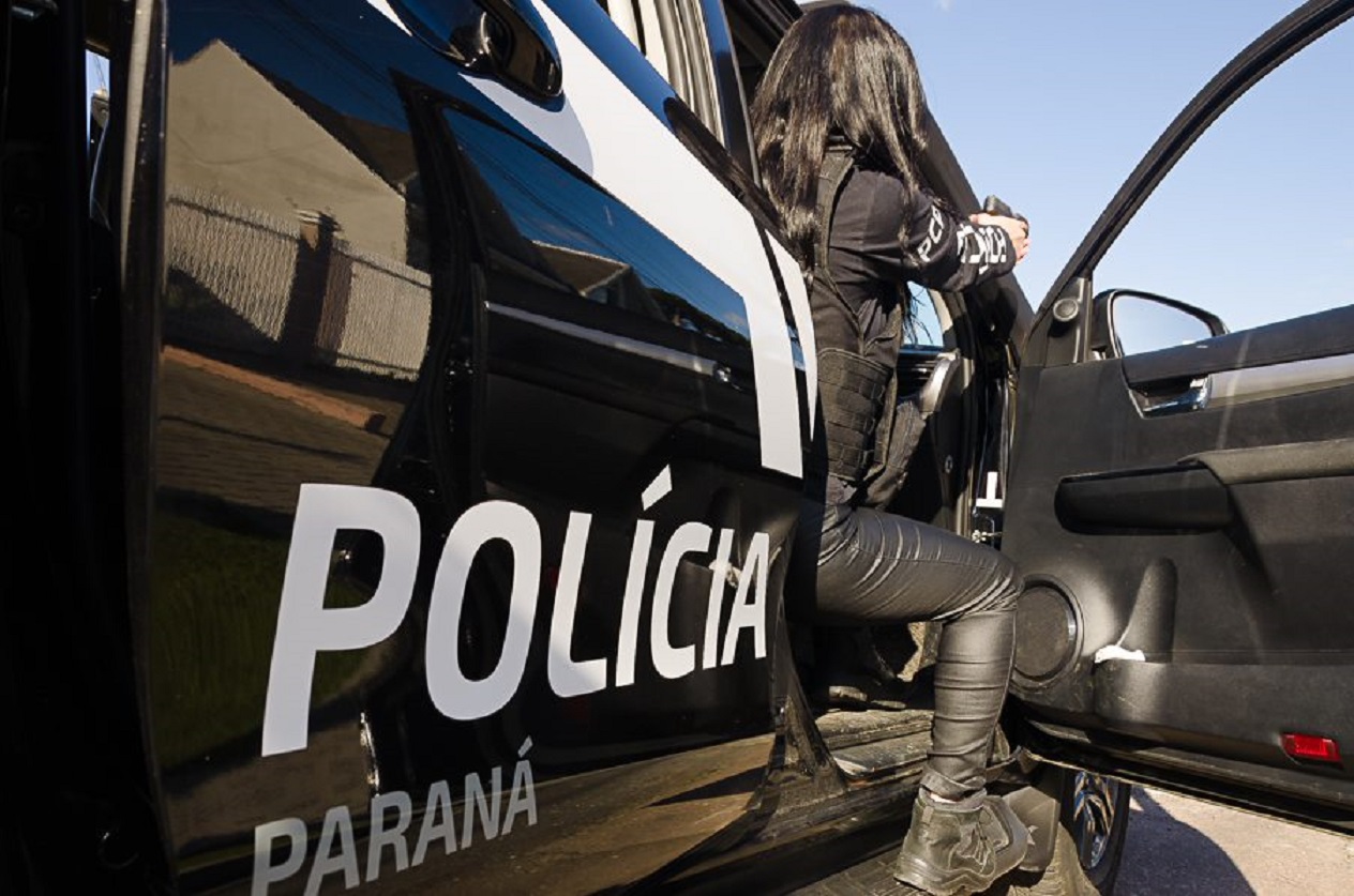Falsa grávida é presa após pedir doações em programa de rádio no Paraná