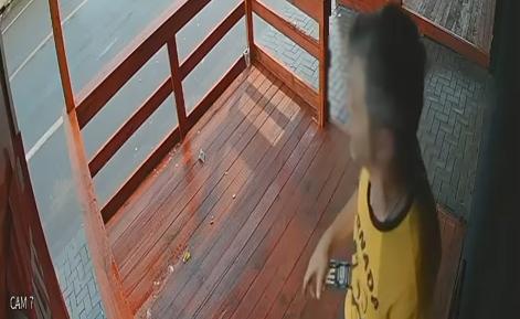 Homem que furtou câmeras de segurança é flagrado “com a mão na massa”