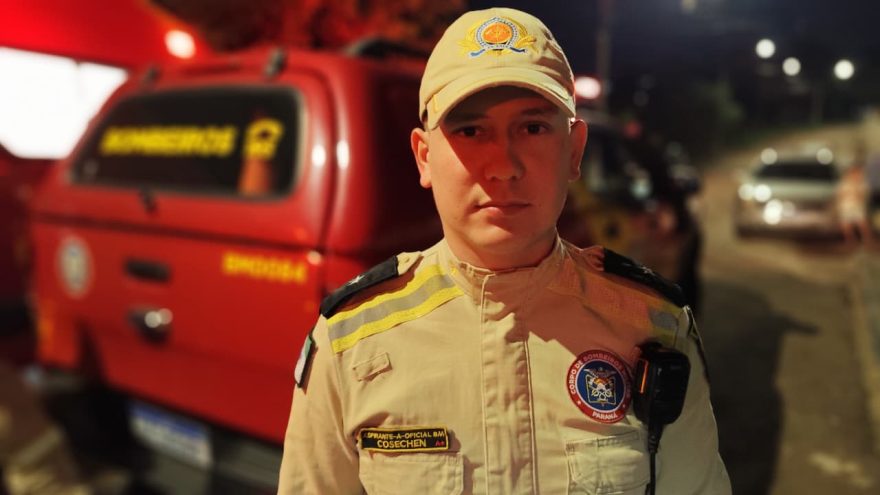 “Encontramos a senhora de 40 anos no chão, com ferimentos incisivos e sinais de agressão na face”, relata oficial dos Bombeiros