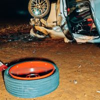 Imagem referente a PRF dá detalhes sobre capotamento de Porsche Macan na BR-467, em Cascavel