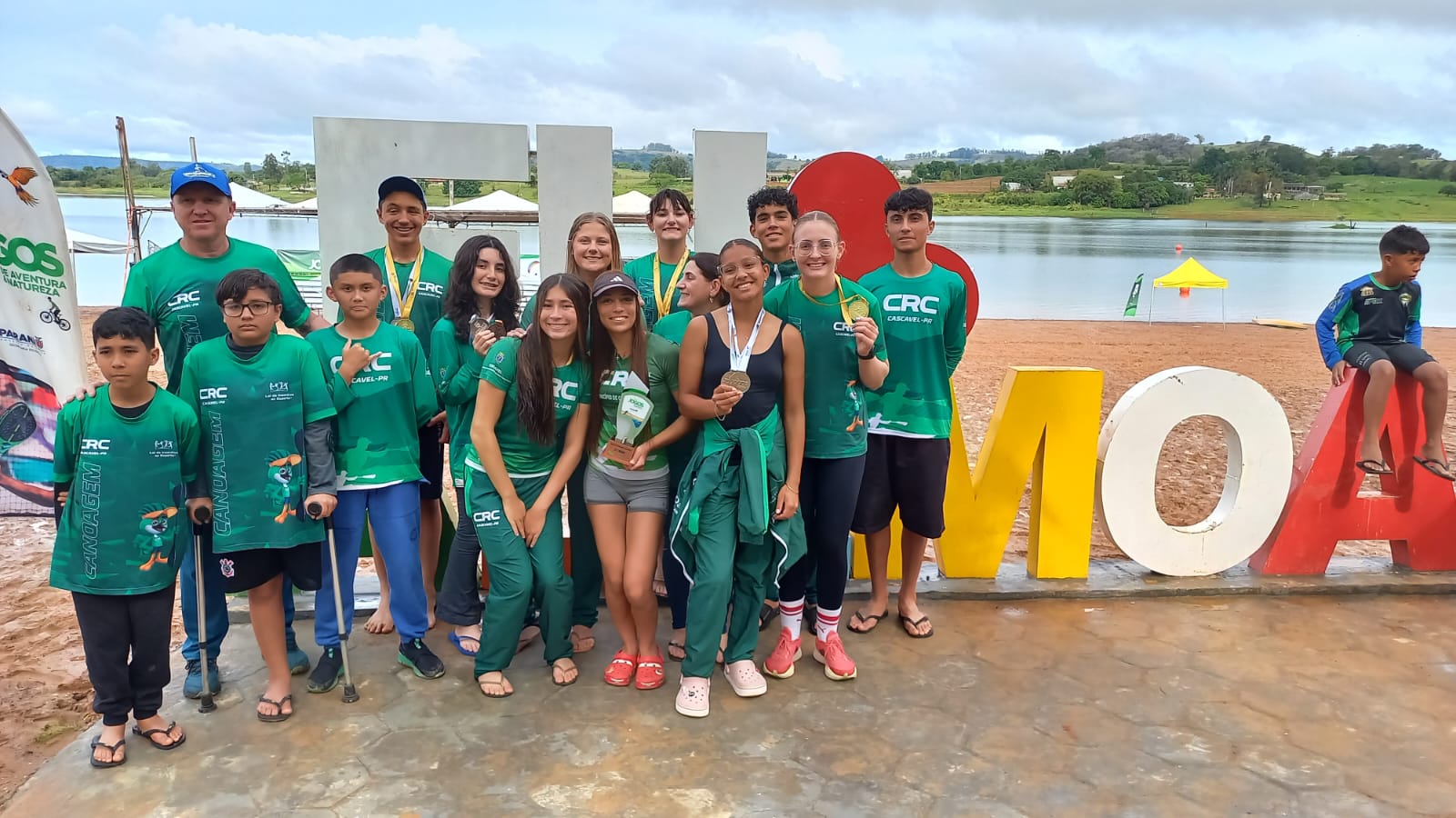 Jovens do CRC remam forte e garantem pódio no Paranaense de Canoagem