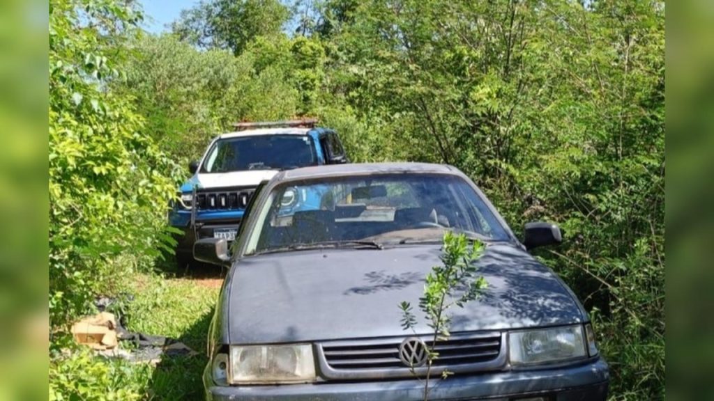 Santana roubado é encontrado depenado em estrada rural de São Miguel do Iguaçu Santana roubado é encontrado depenado em estrada rural de São Miguel do Iguaçu