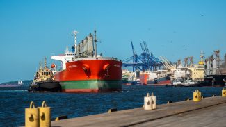 Modelo do Porto de Paranaguá deve inspirar mais leilões, diz ministro Modelo do Porto de Paranaguá deve inspirar mais leilões, diz ministro
