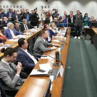 Conselho de Ética arquiva representação contra Eduardo Bolsonaro Imagem referente a Conselho de Ética arquiva representação contra Eduardo Bolsonaro