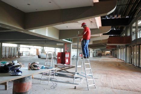 Reforma do Terminal Rodoviário de Cascavel avança e já atende passageiros no andar superior