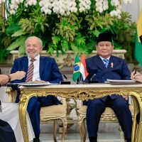 Brasil e Indonésia assinam comunicado e citam potencial de parcerias Imagem referente a Brasil e Indonésia assinam comunicado e citam potencial de parcerias