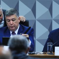 Imagem referente a Ex-procurador do INSS não responde perguntas do relator na CPMI