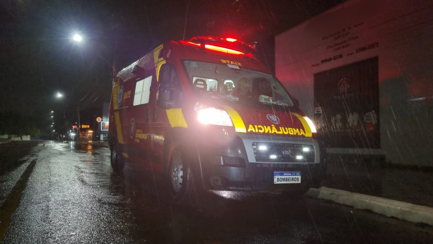 Jovem é atropelado por BMW que fugiu sem prestar socorro no Parque Verde