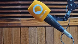 Conversa com o Autor da Rádio MEC recebe poetas neste domingo Conversa com o Autor da Rádio MEC recebe poetas neste domingo