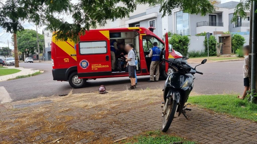 Motociclista fica ferido ao bater com Montana no Alto Alegre Motociclista fica ferido ao bater com Montana no Alto Alegre