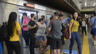 Metrô do Rio resolve problema de sinalização e trens voltam a operar Metrô do Rio resolve problema de sinalização e trens voltam a operar