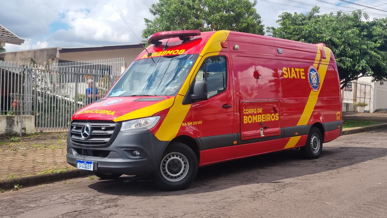 Idosa de 77 anos sofre queda em casa e é socorrida pelo Siate
