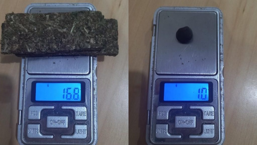 Dupla é flagrada com maconha e haxixe no bairro Cancelli Dupla é flagrada com maconha e haxixe no bairro Cancelli