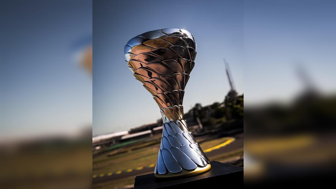 Troféu do GP São Paulo de F-1 celebra 'brasilidade' e paixão nacional pelo automobilismo
