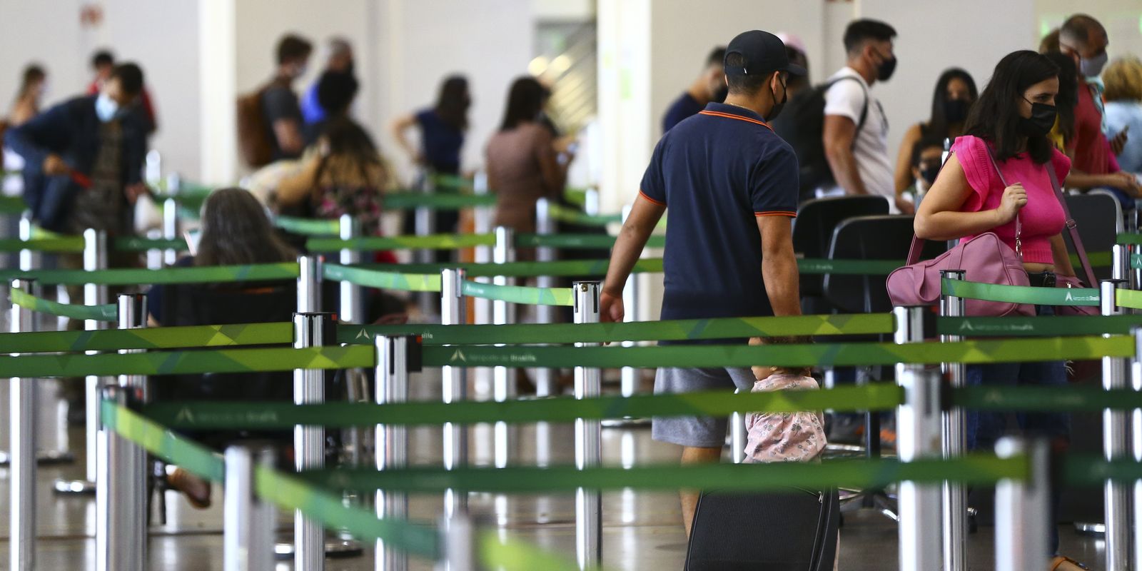 Saiba porque é um risco fazer piadas sobre bombas em aeroportos Saiba porque é um risco fazer piadas sobre bombas em aeroportos